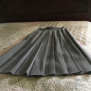 Bonnie&Norma long gray pleated skirt size 12 NWOT